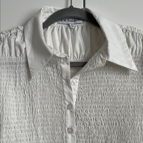 🤍HOST PICK En Saison NWOT White Smocked Blouse Puff Sleeve, Size M - Picture 3 of 11